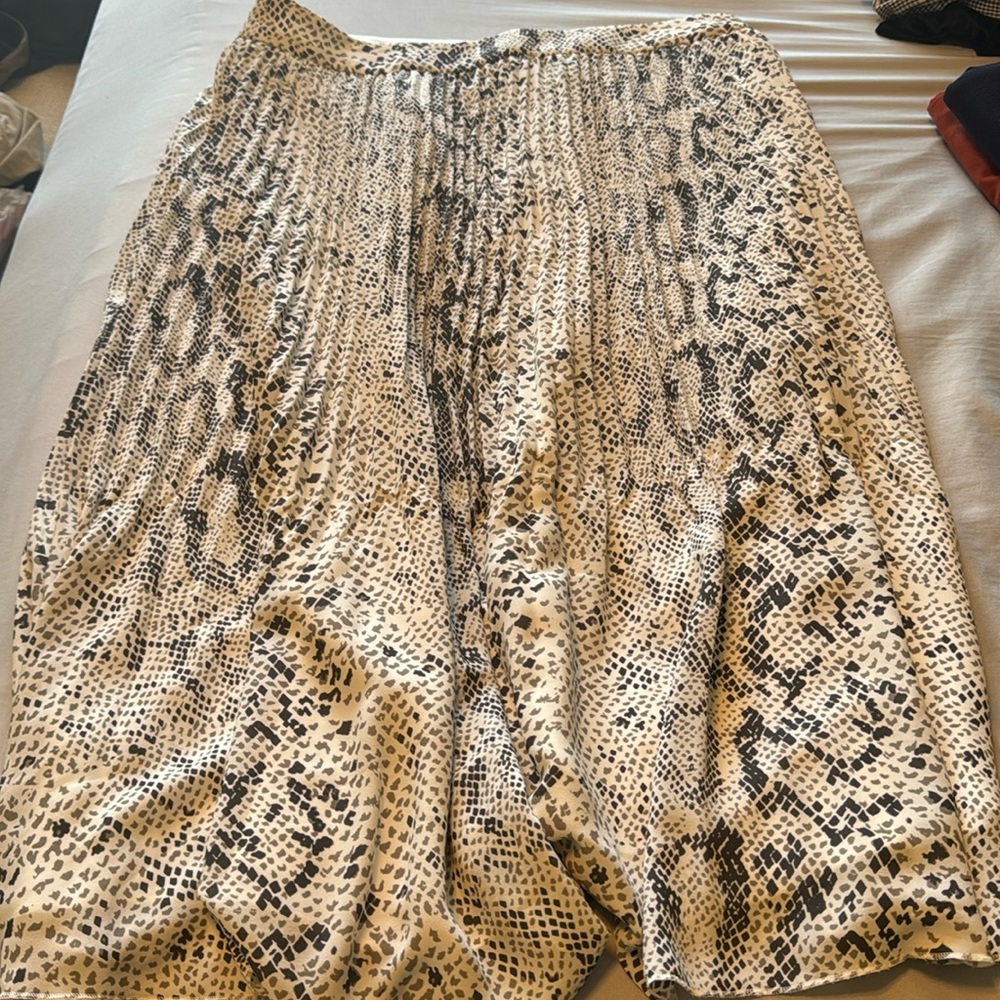 JCREW Pleated Snake Print Midi Skirt - Gray/White